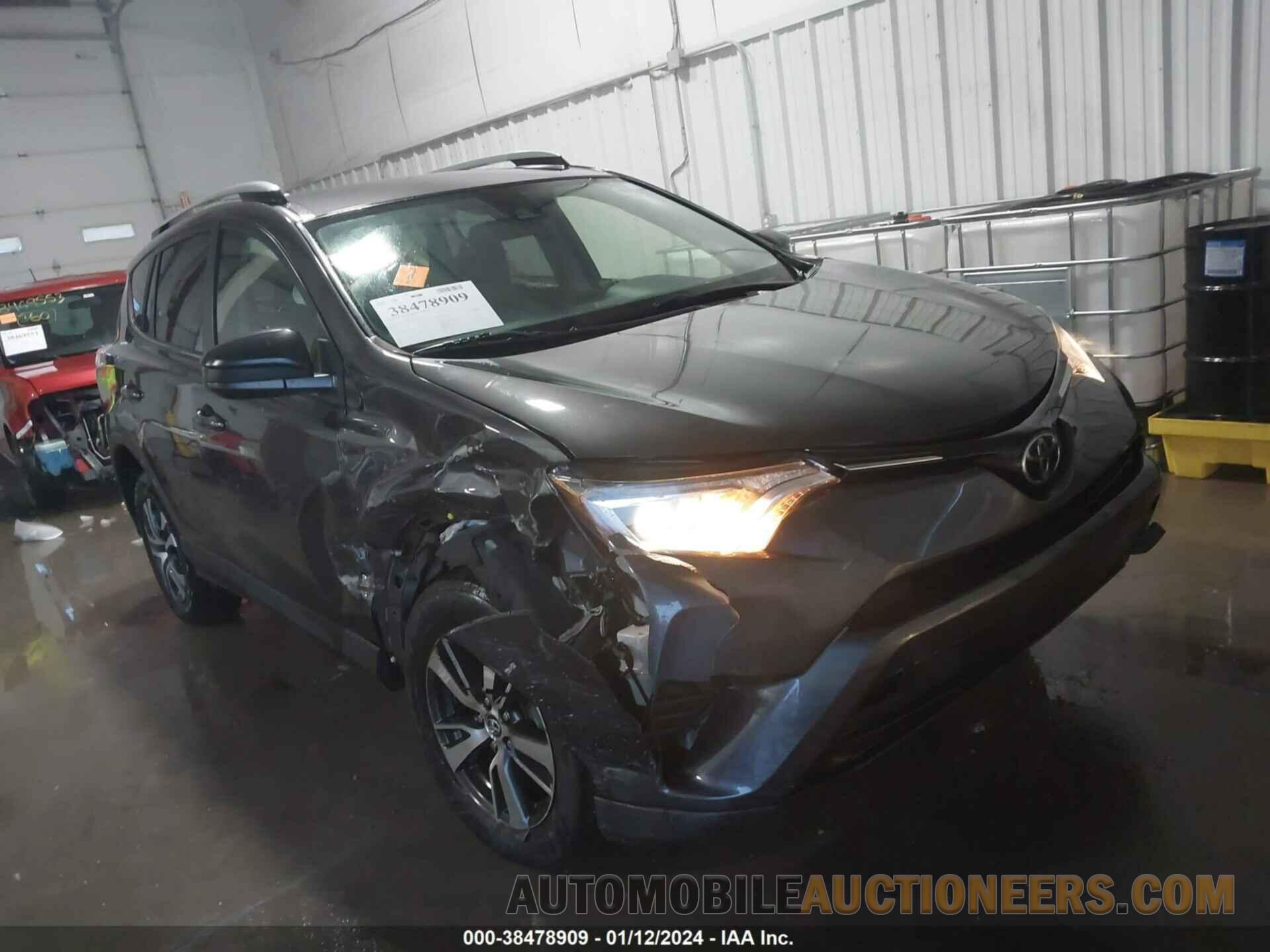 JTMZFREV1HJ115291 TOYOTA RAV4 2017