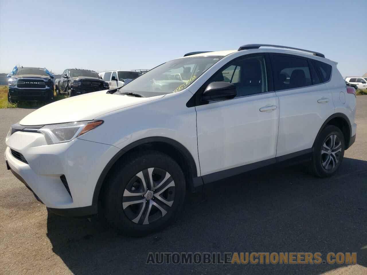 JTMZFREV1HJ122662 TOYOTA RAV4 2017