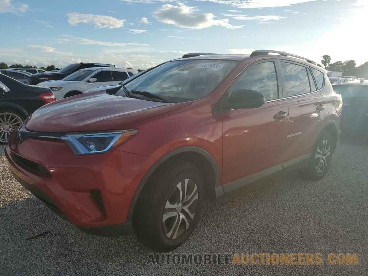 JTMZFREV1HJ143639 TOYOTA RAV4 2017