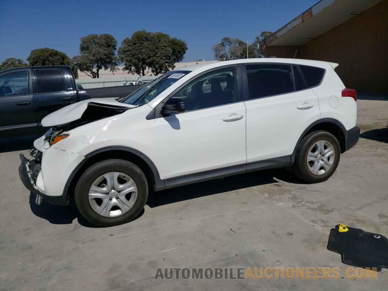 JTMZFREV2FJ038654 TOYOTA RAV4 2015