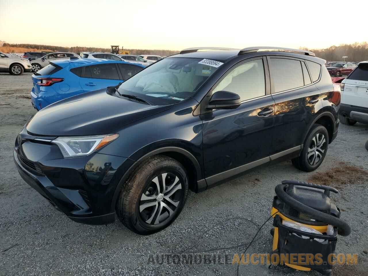 JTMZFREV2HJ122735 TOYOTA RAV4 2017