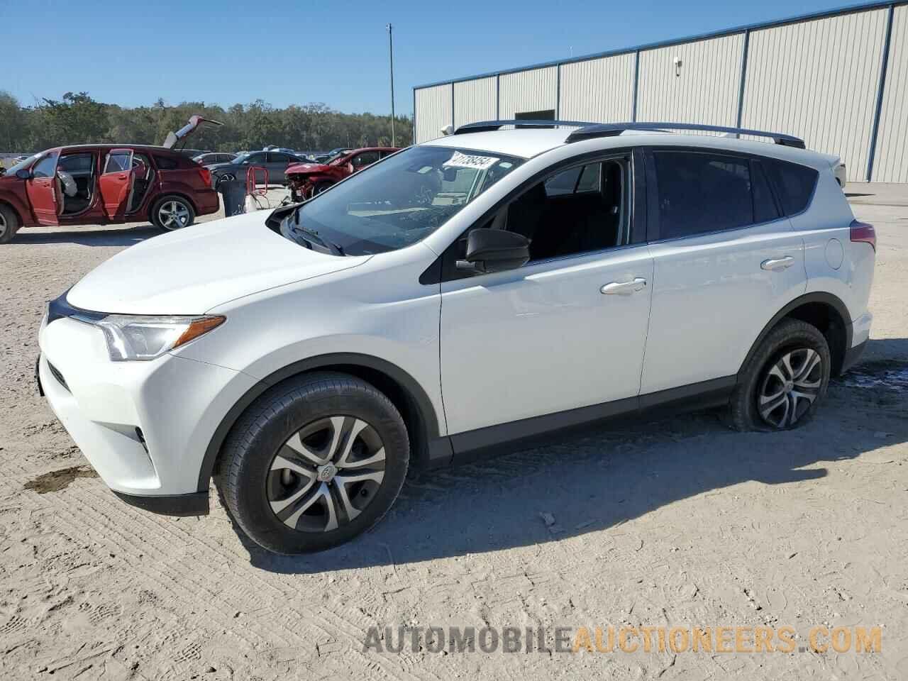 JTMZFREV3HJ120198 TOYOTA RAV4 2017