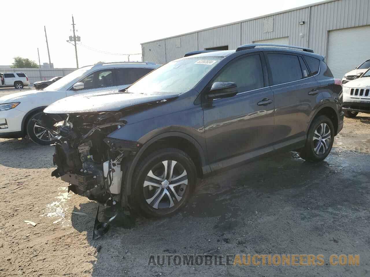 JTMZFREV3HJ131864 TOYOTA RAV4 2017