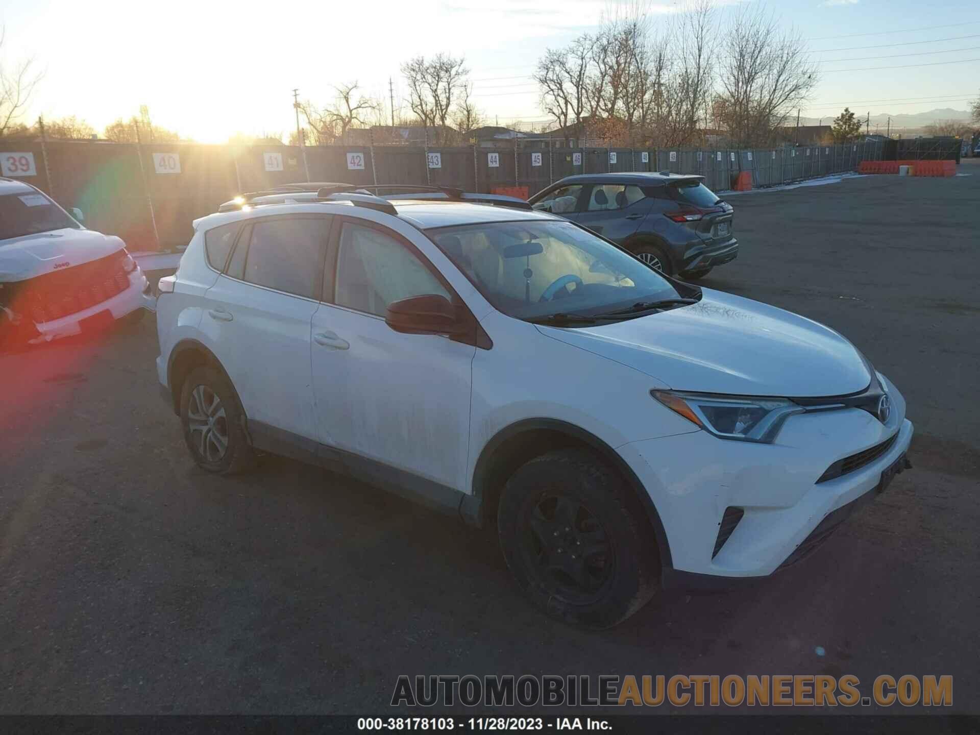 JTMZFREV4GJ067526 TOYOTA RAV4 2016