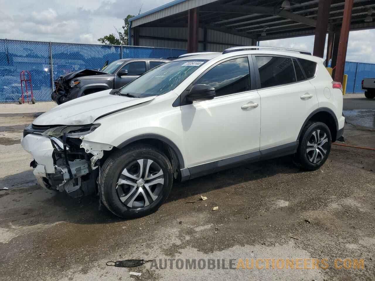 JTMZFREV4HJ700317 TOYOTA RAV4 2017