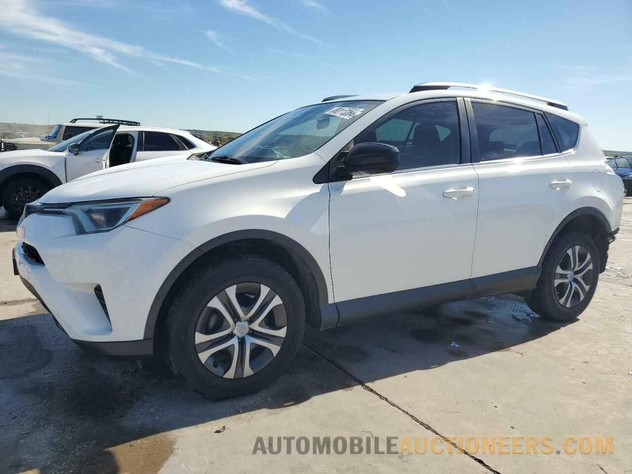 JTMZFREV4HJ703976 TOYOTA RAV4 2017