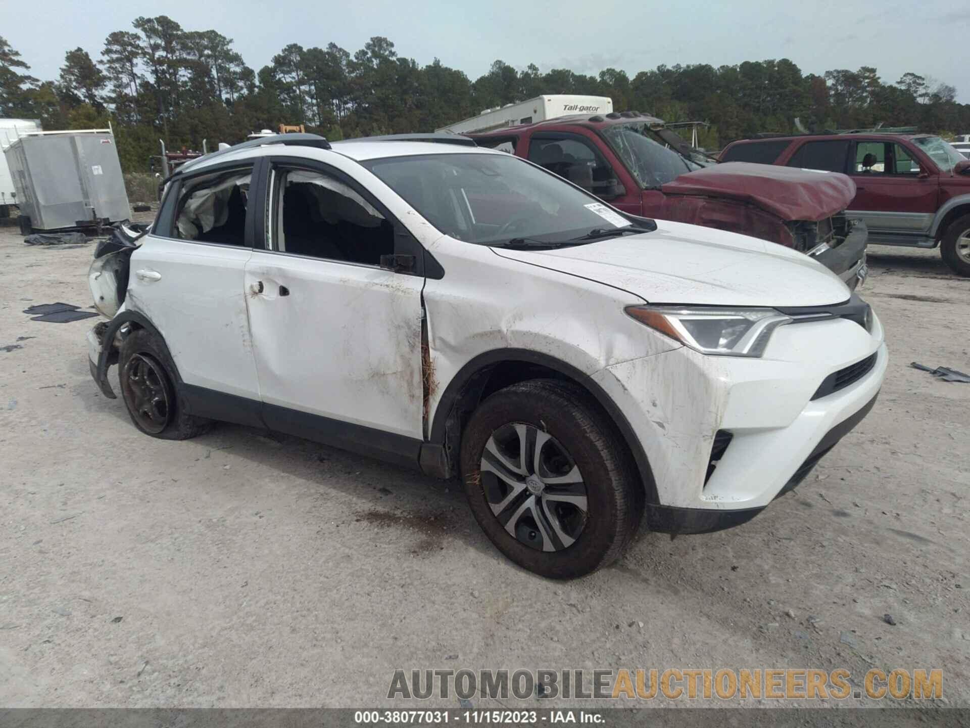 JTMZFREV5HJ112992 TOYOTA RAV4 2017