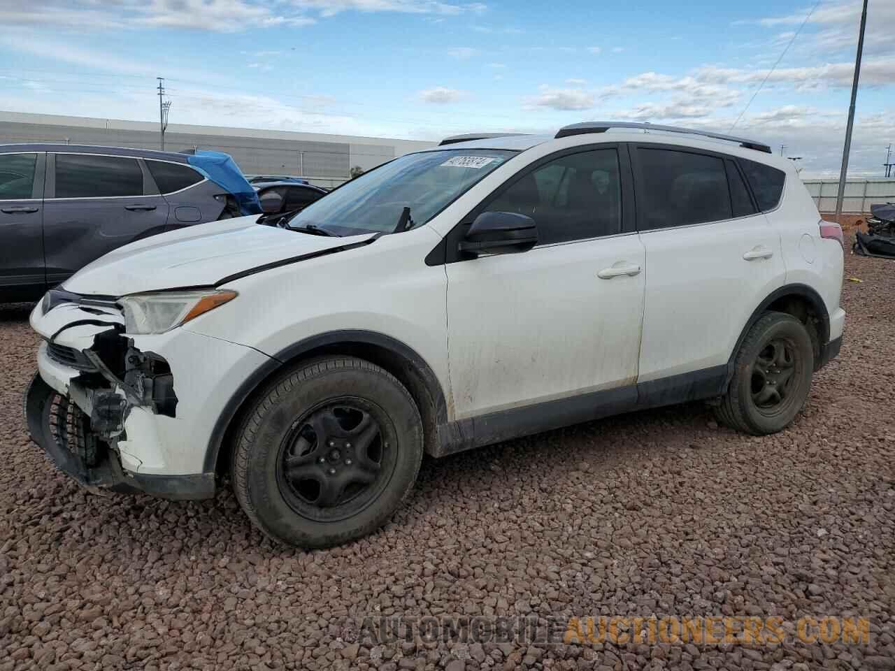 JTMZFREV5HJ139996 TOYOTA RAV4 2017