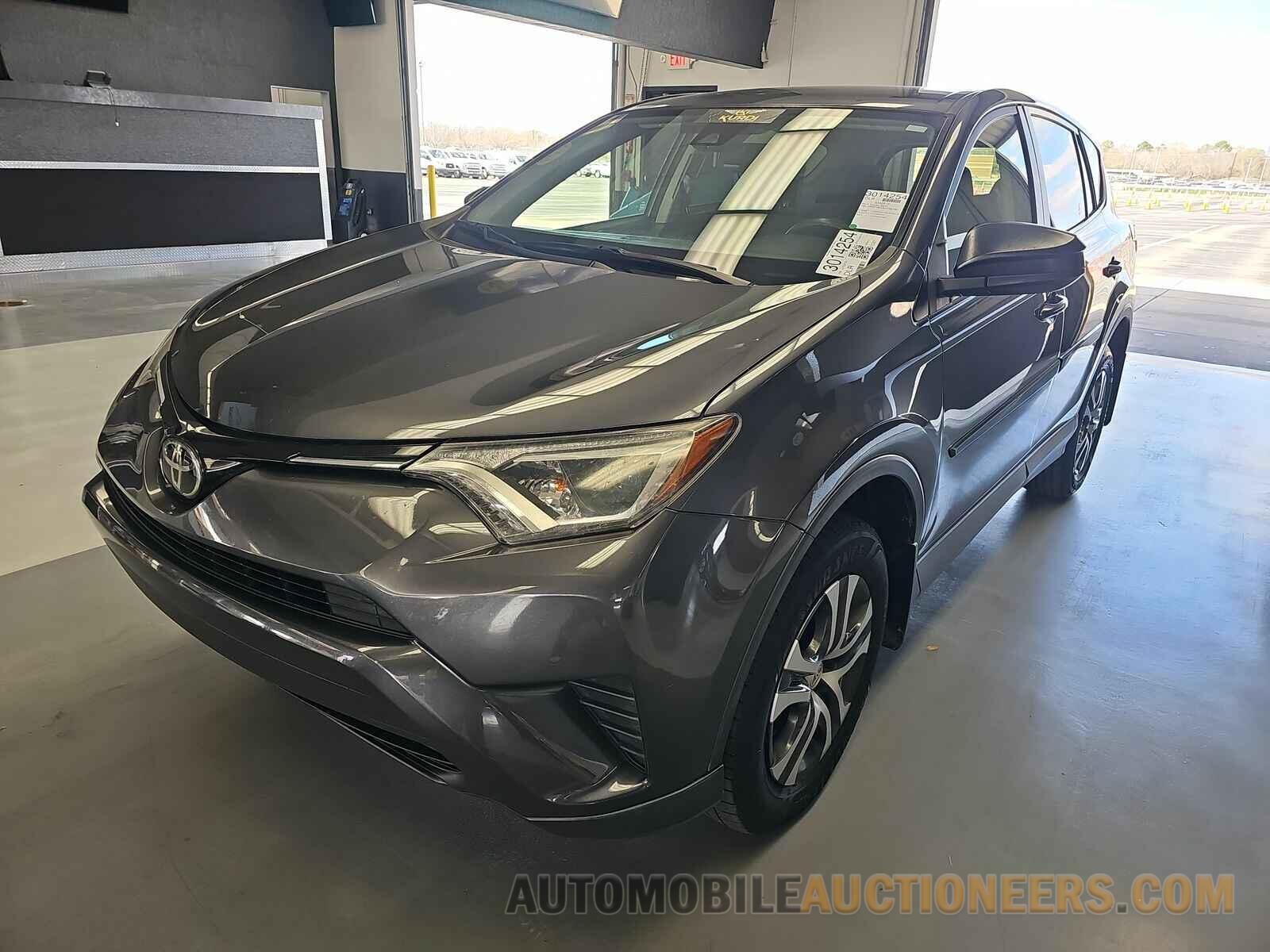 JTMZFREV5JJ752755 Toyota RAV4 2018