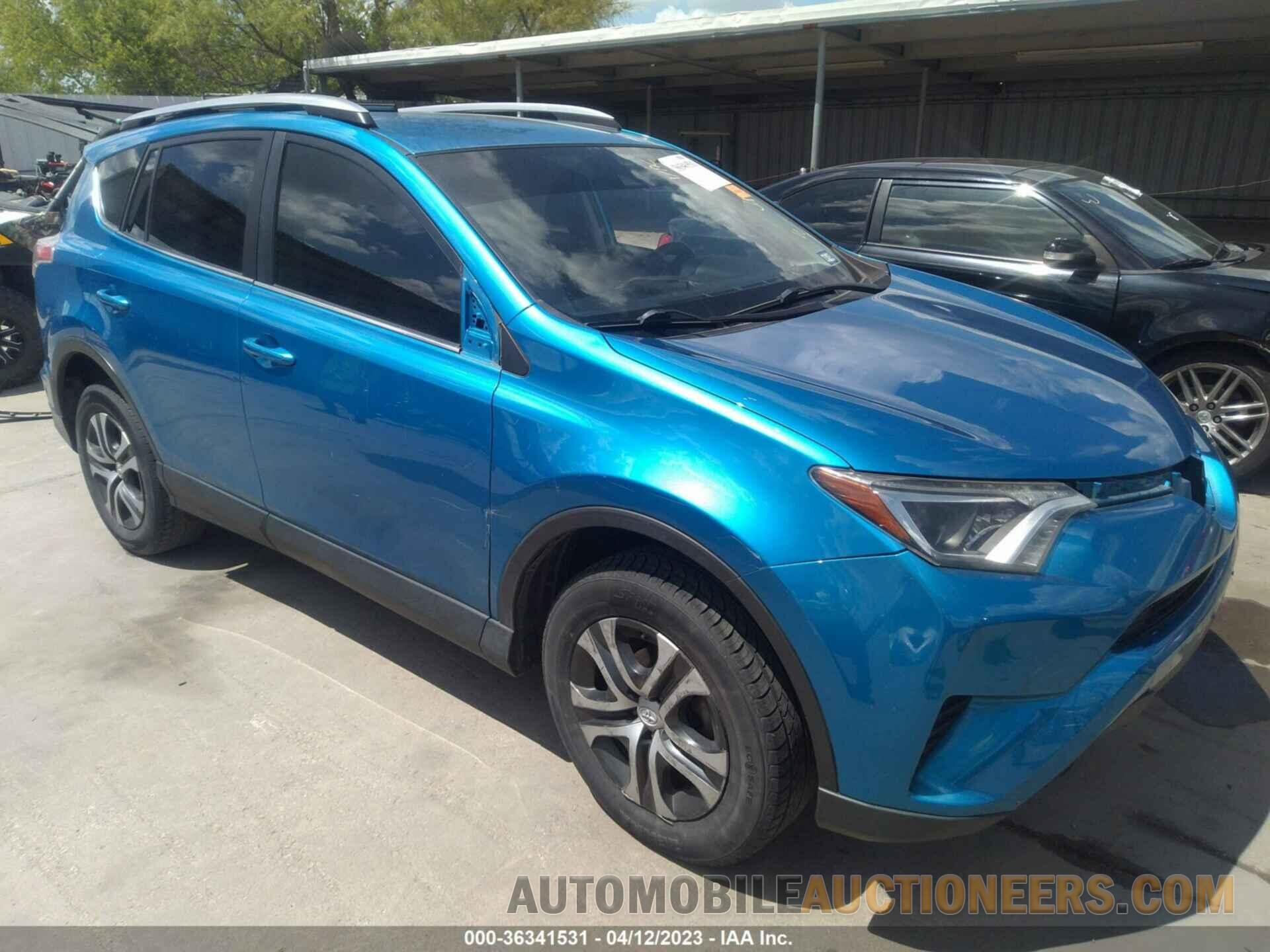 JTMZFREV7HJ120091 TOYOTA RAV4 2017