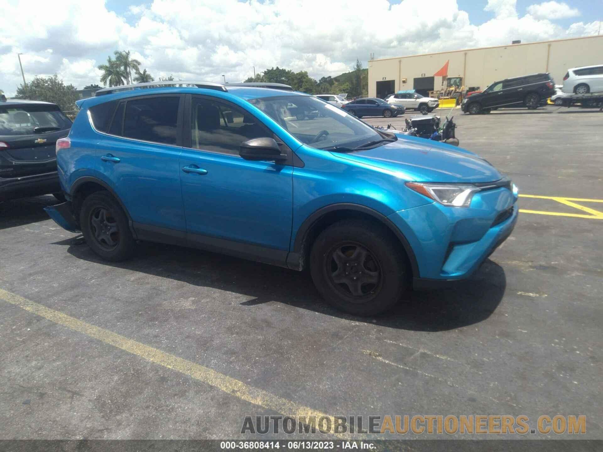 JTMZFREV7HJ138302 TOYOTA RAV4 2017