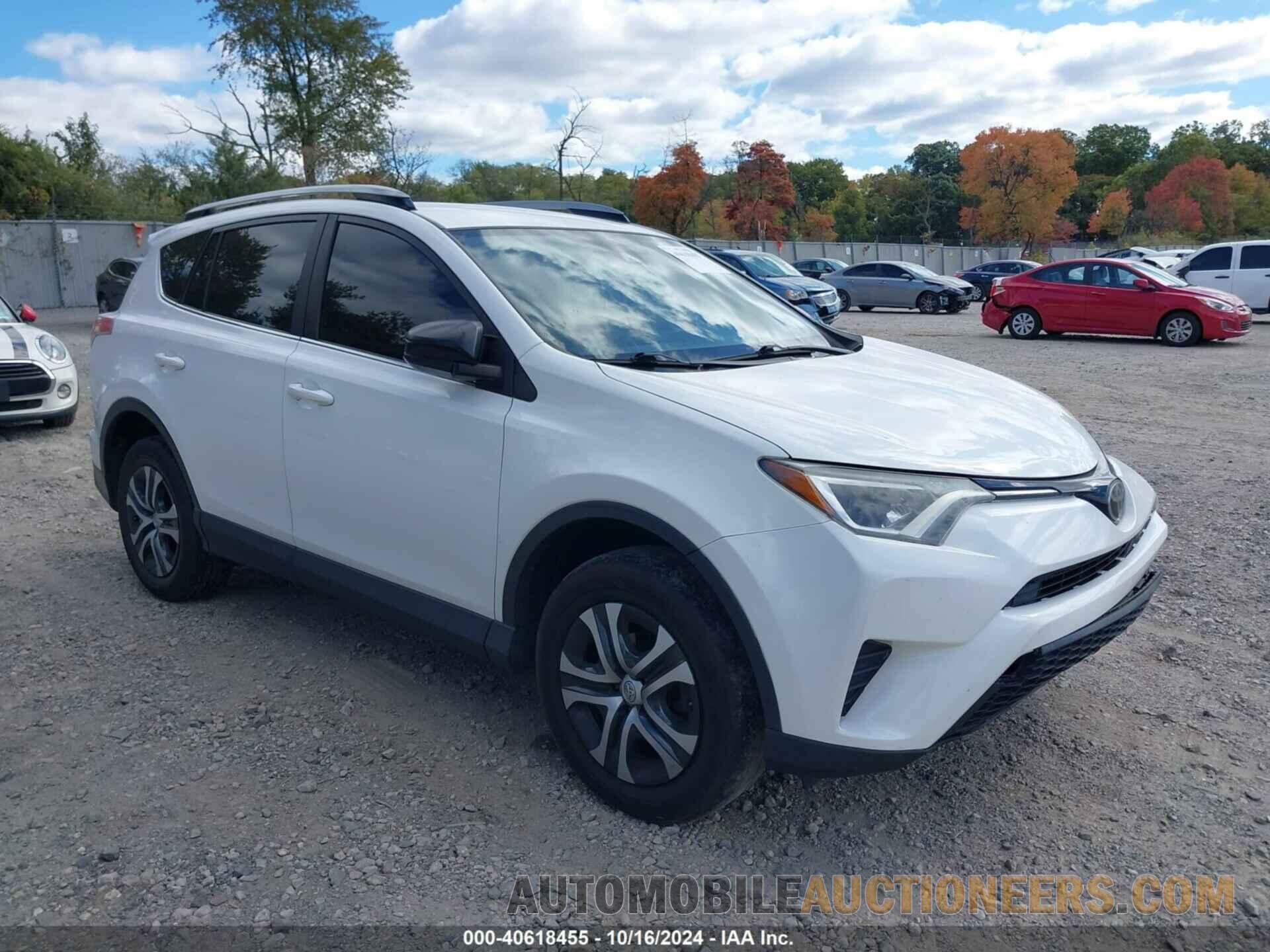 JTMZFREV7HJ702806 TOYOTA RAV4 2017