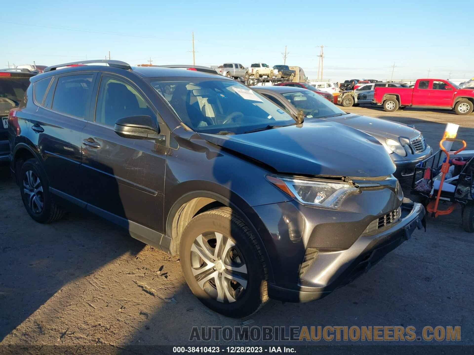 JTMZFREV7HJ719279 TOYOTA RAV4 2017