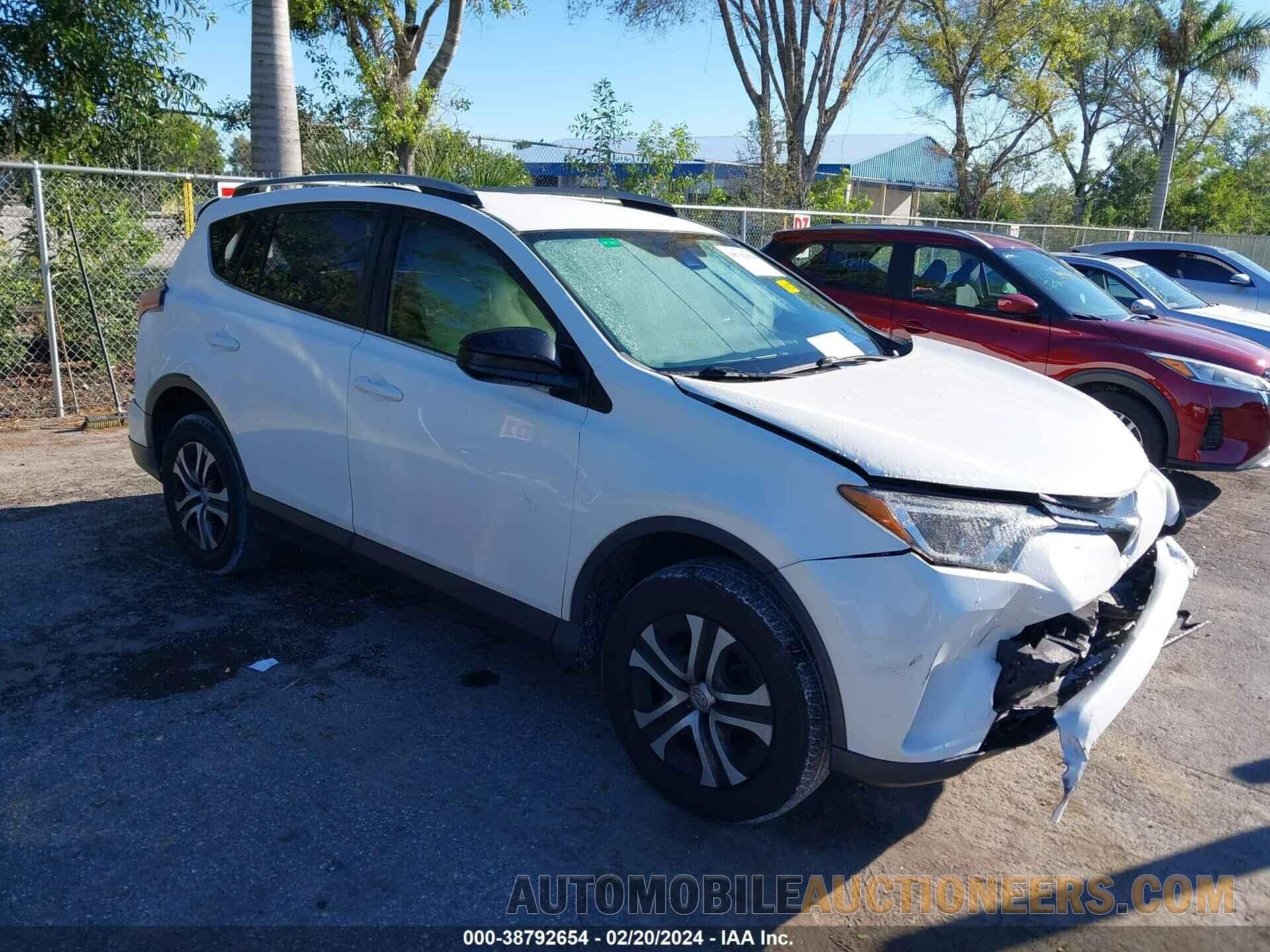 JTMZFREV7JJ725895 TOYOTA RAV4 2018