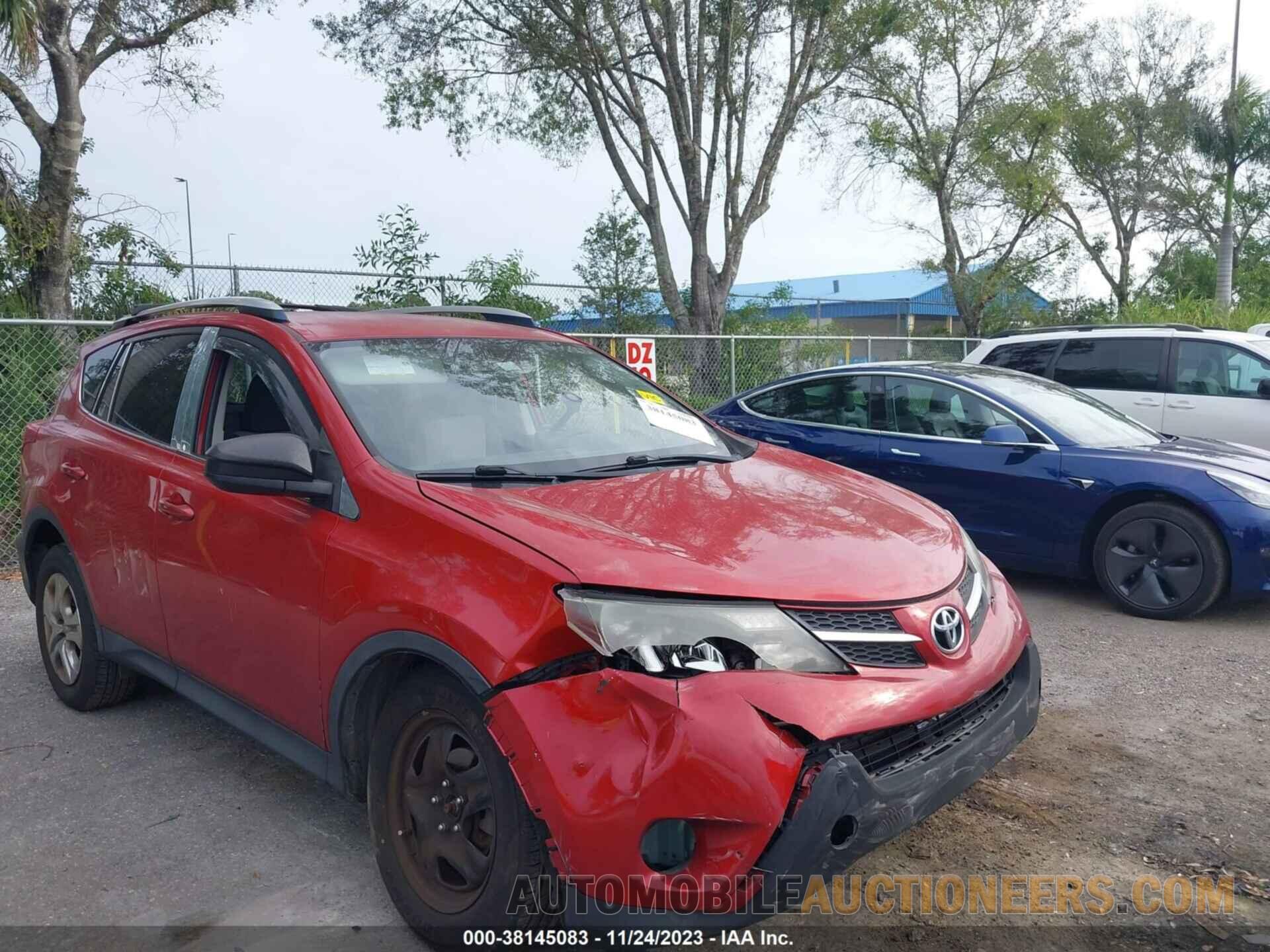 JTMZFREV8FD047910 TOYOTA RAV4 2015