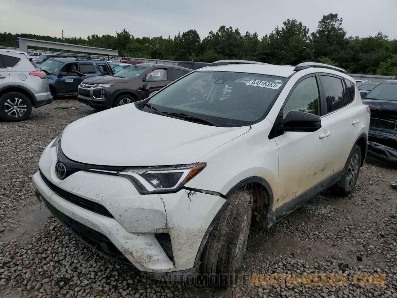 JTMZFREV8HJ136638 TOYOTA RAV4 2017