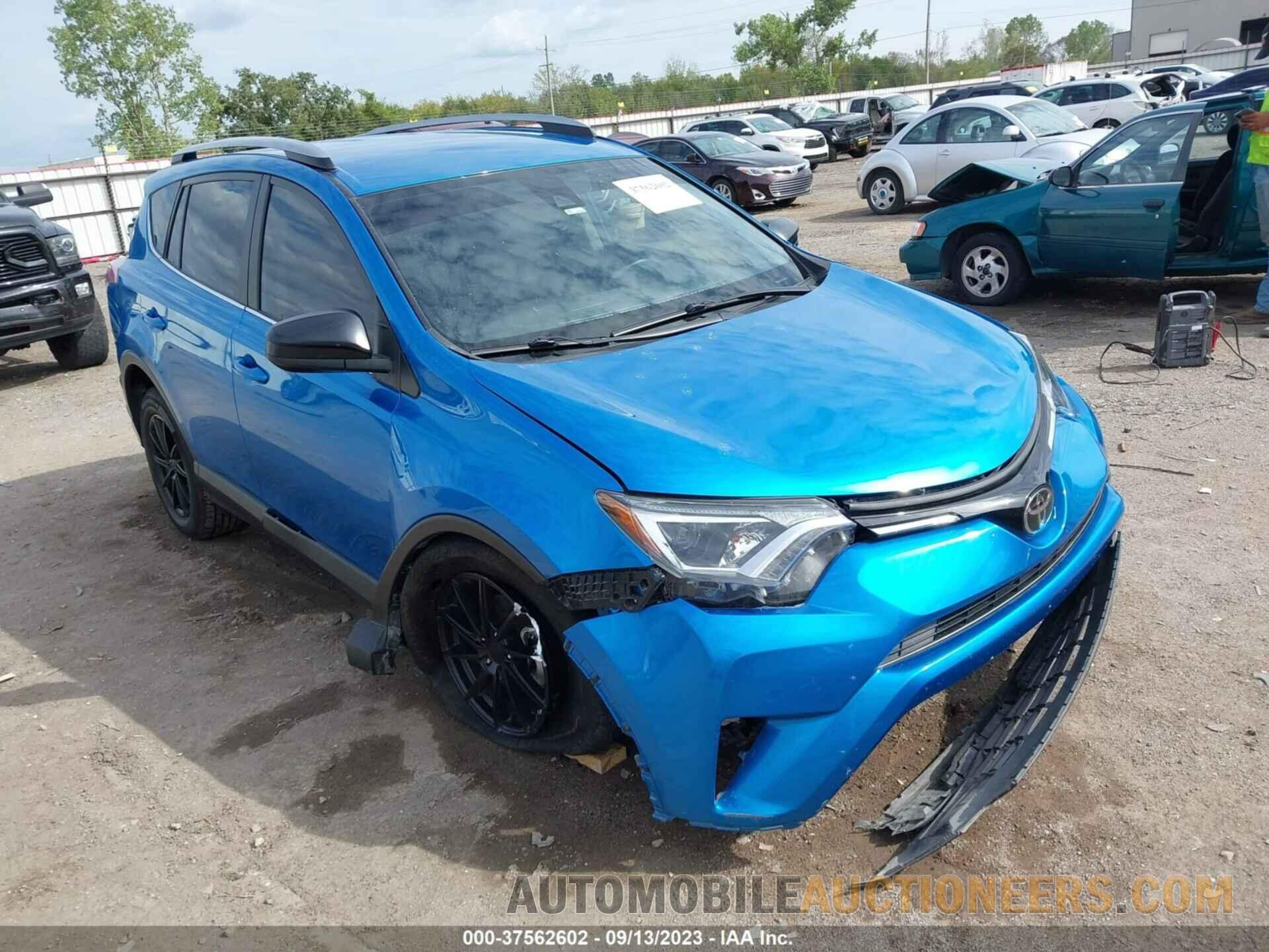 JTMZFREV8HJ704337 TOYOTA RAV4 2017