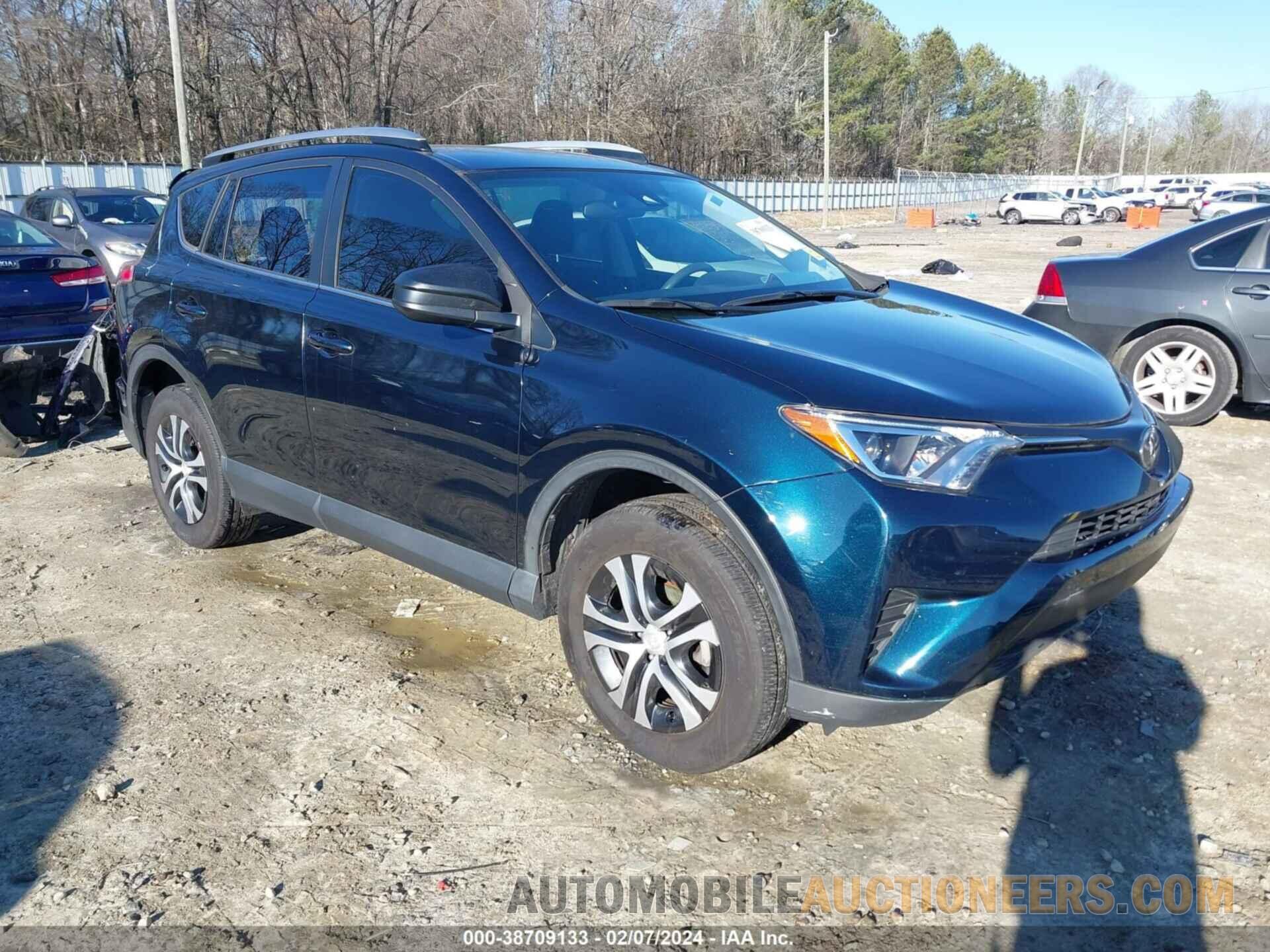 JTMZFREV8HJ712616 TOYOTA RAV4 2017