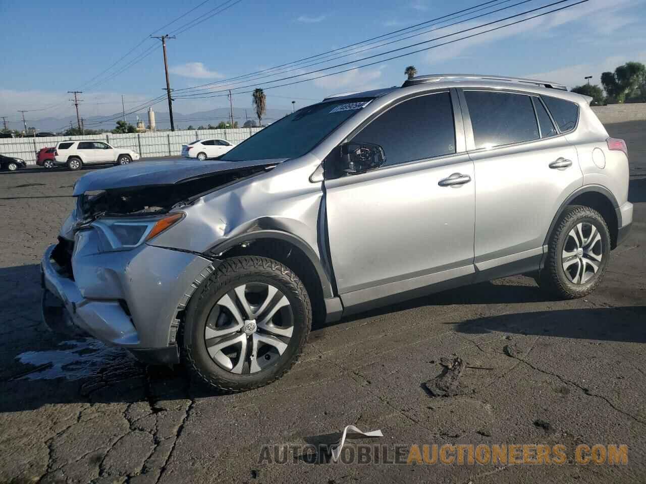 JTMZFREV8JJ167586 TOYOTA RAV4 2018