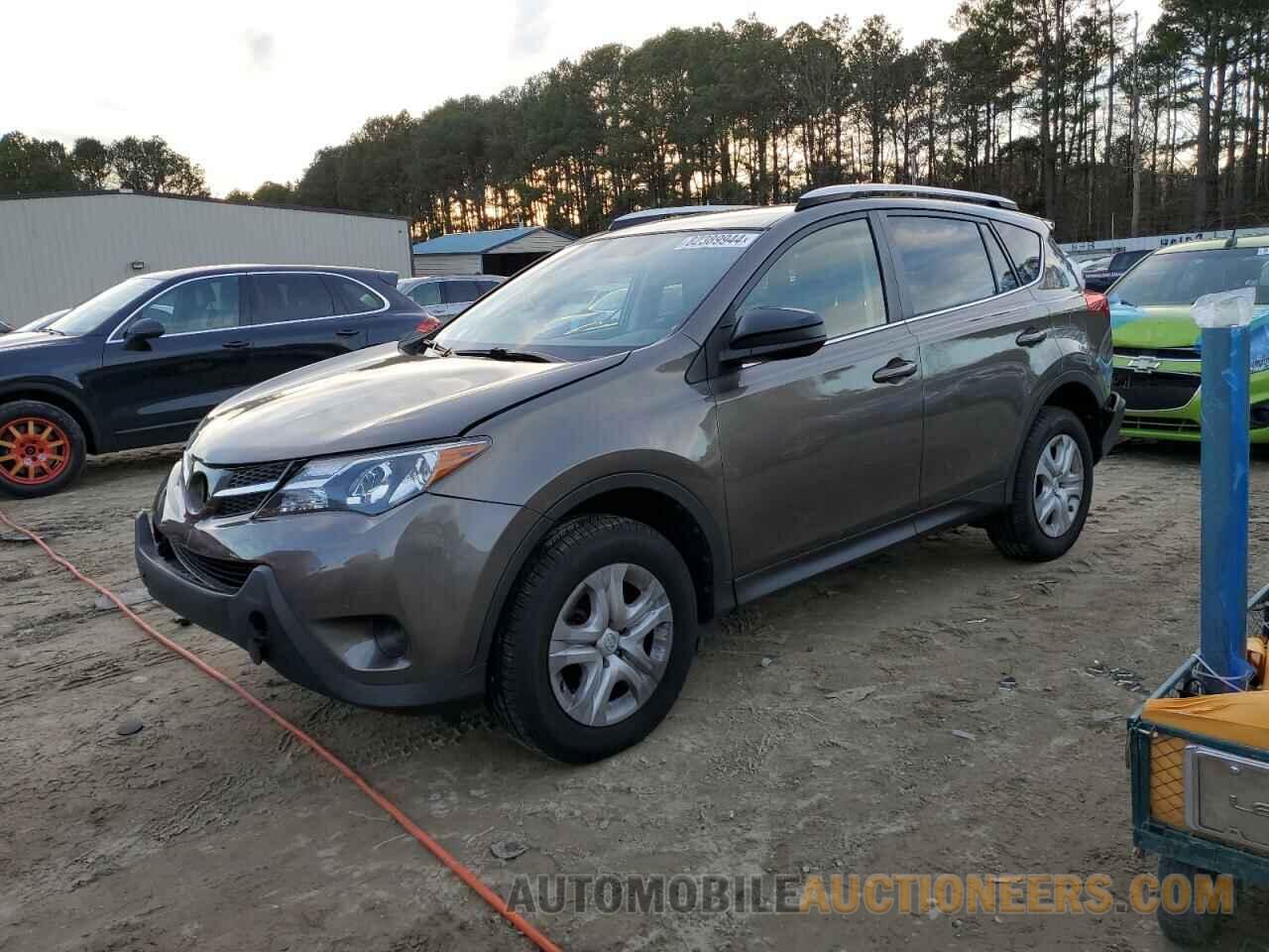 JTMZFREV9FD052355 TOYOTA RAV4 2015