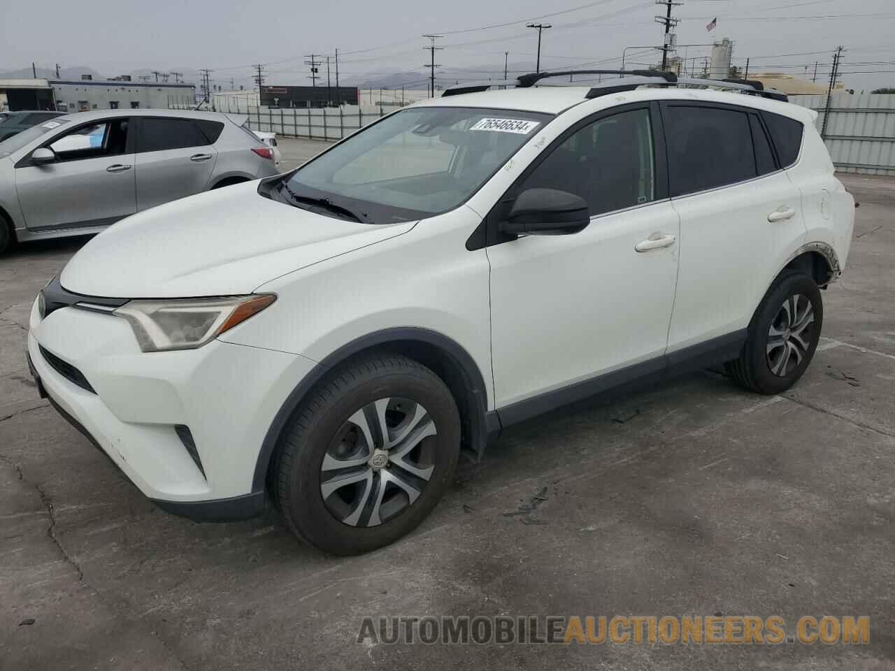 JTMZFREV9HJ131321 TOYOTA RAV4 2017