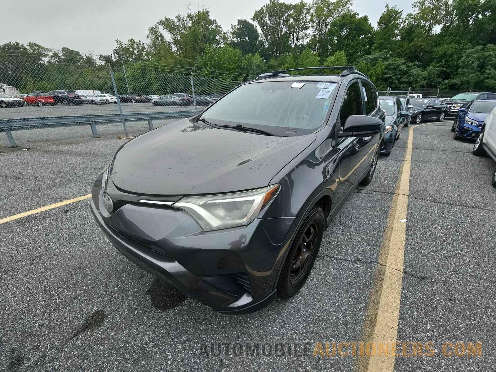 JTMZFREV9HJ143842 Toyota RAV4 2017