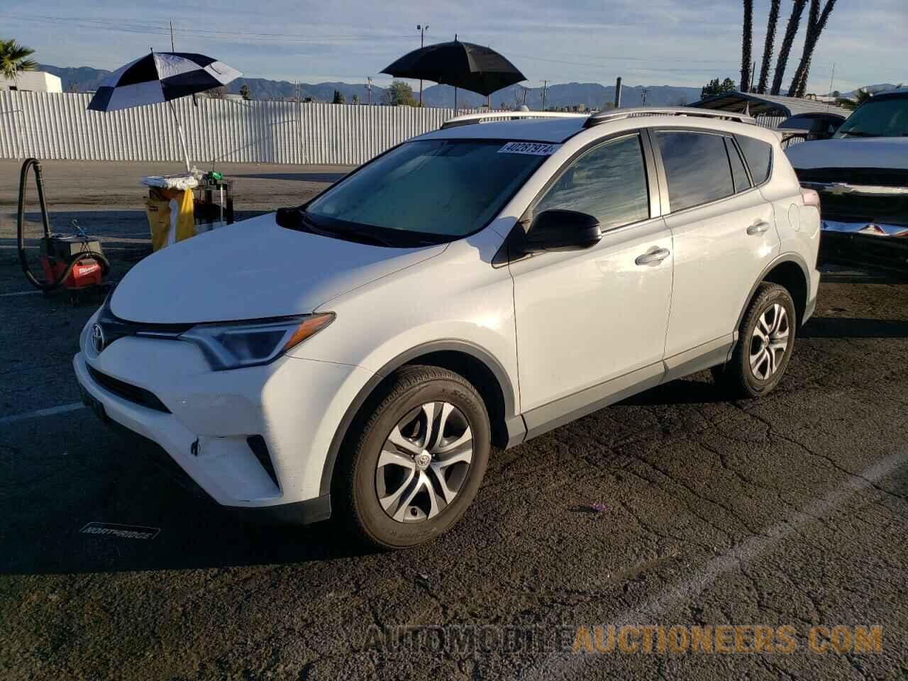 JTMZFREVXGJ070589 TOYOTA RAV4 2016