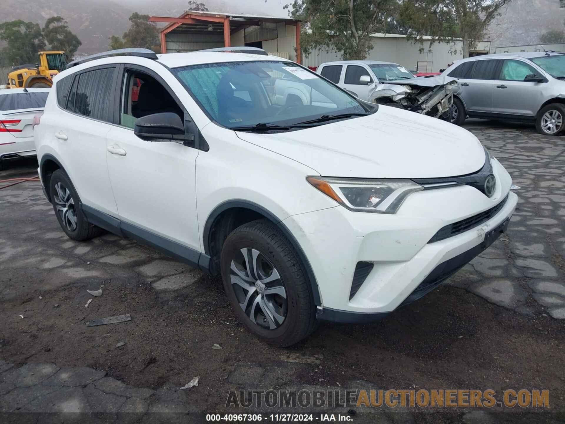 JTMZFREVXHJ110834 TOYOTA RAV4 2017