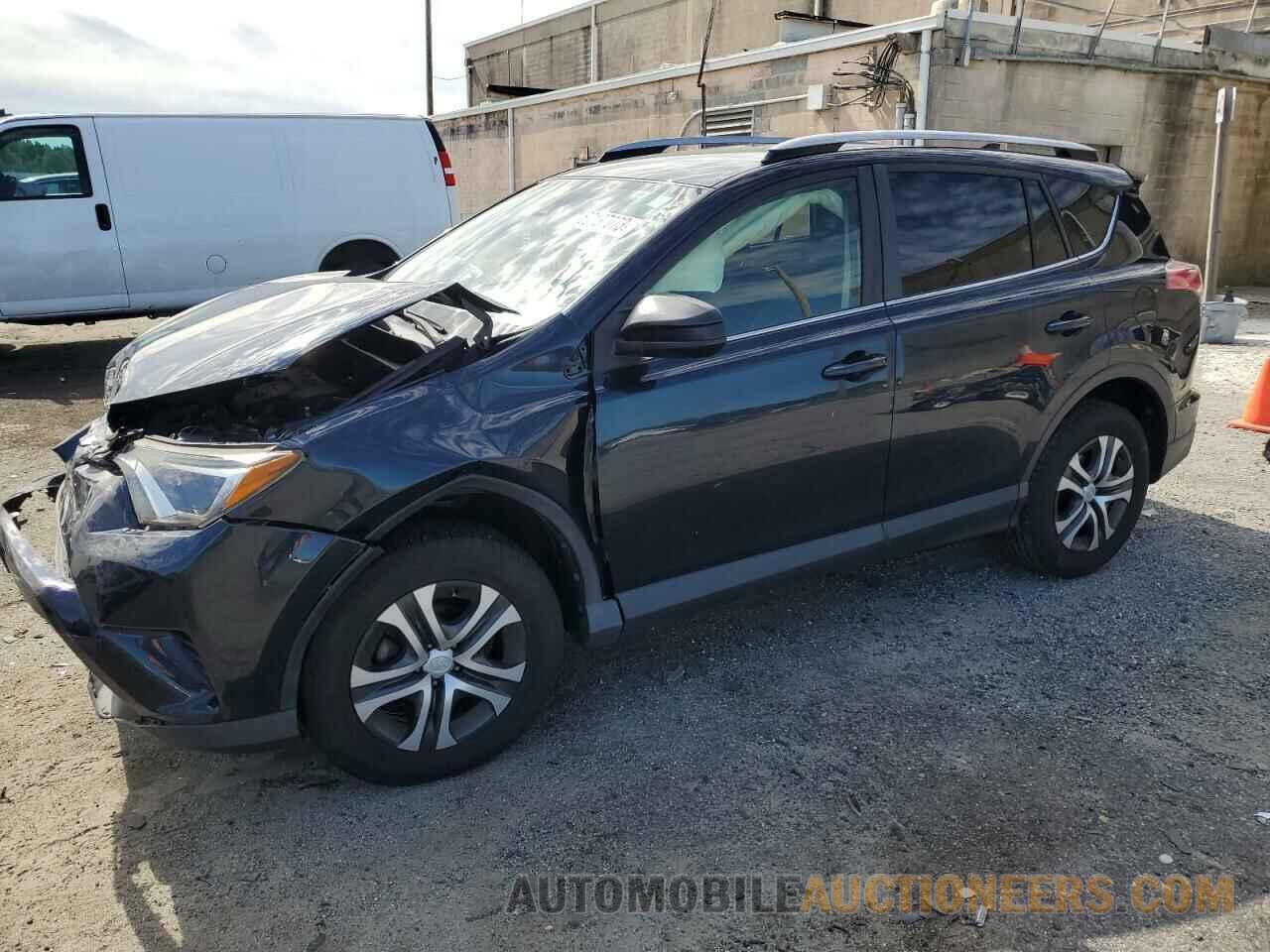 JTMZFREVXHJ130436 TOYOTA RAV4 2017