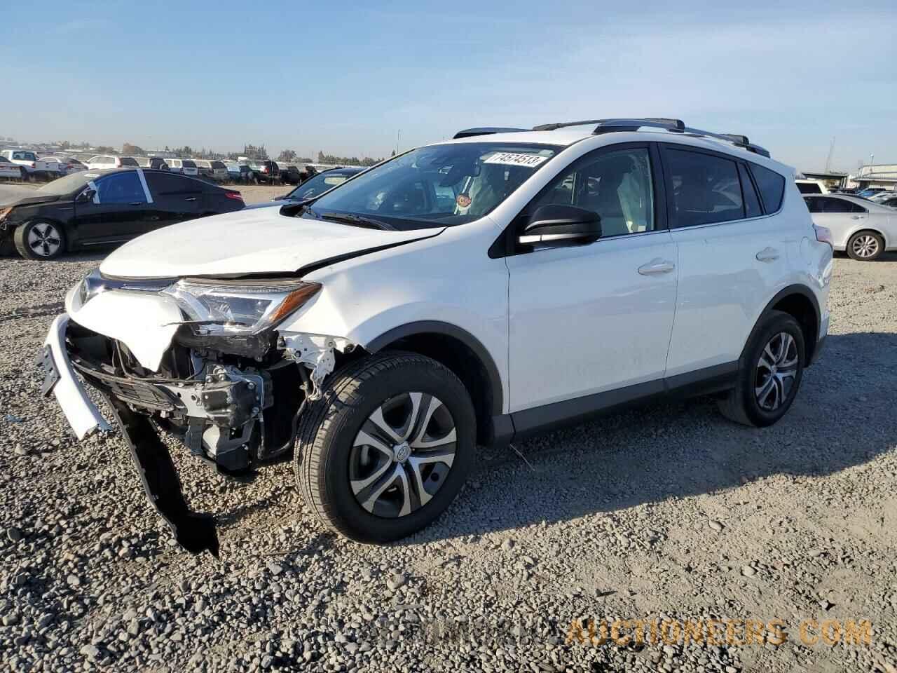 JTMZFREVXHJ711385 TOYOTA RAV4 2017