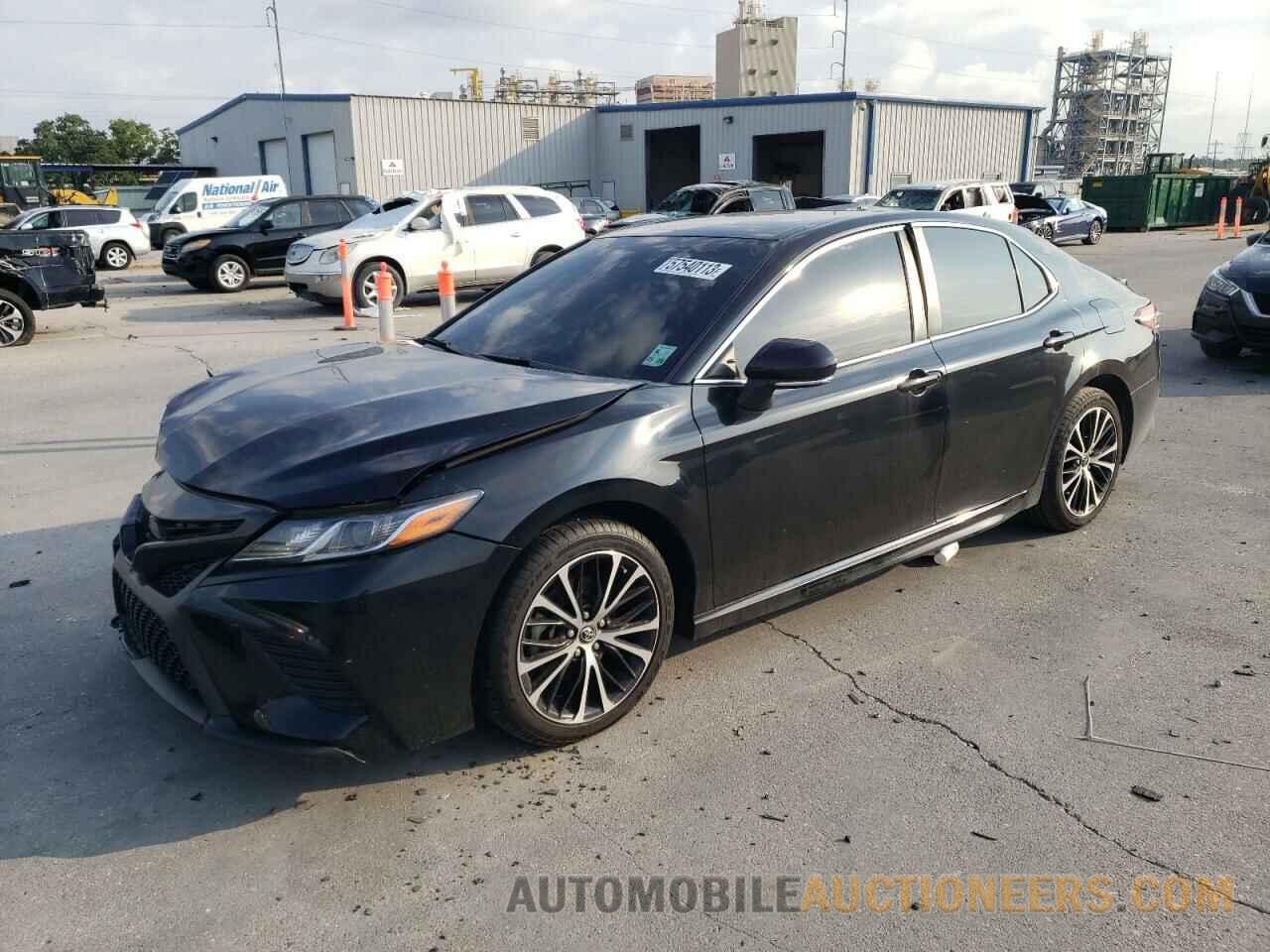 JTNB11HK0J3004496 TOYOTA CAMRY 2018