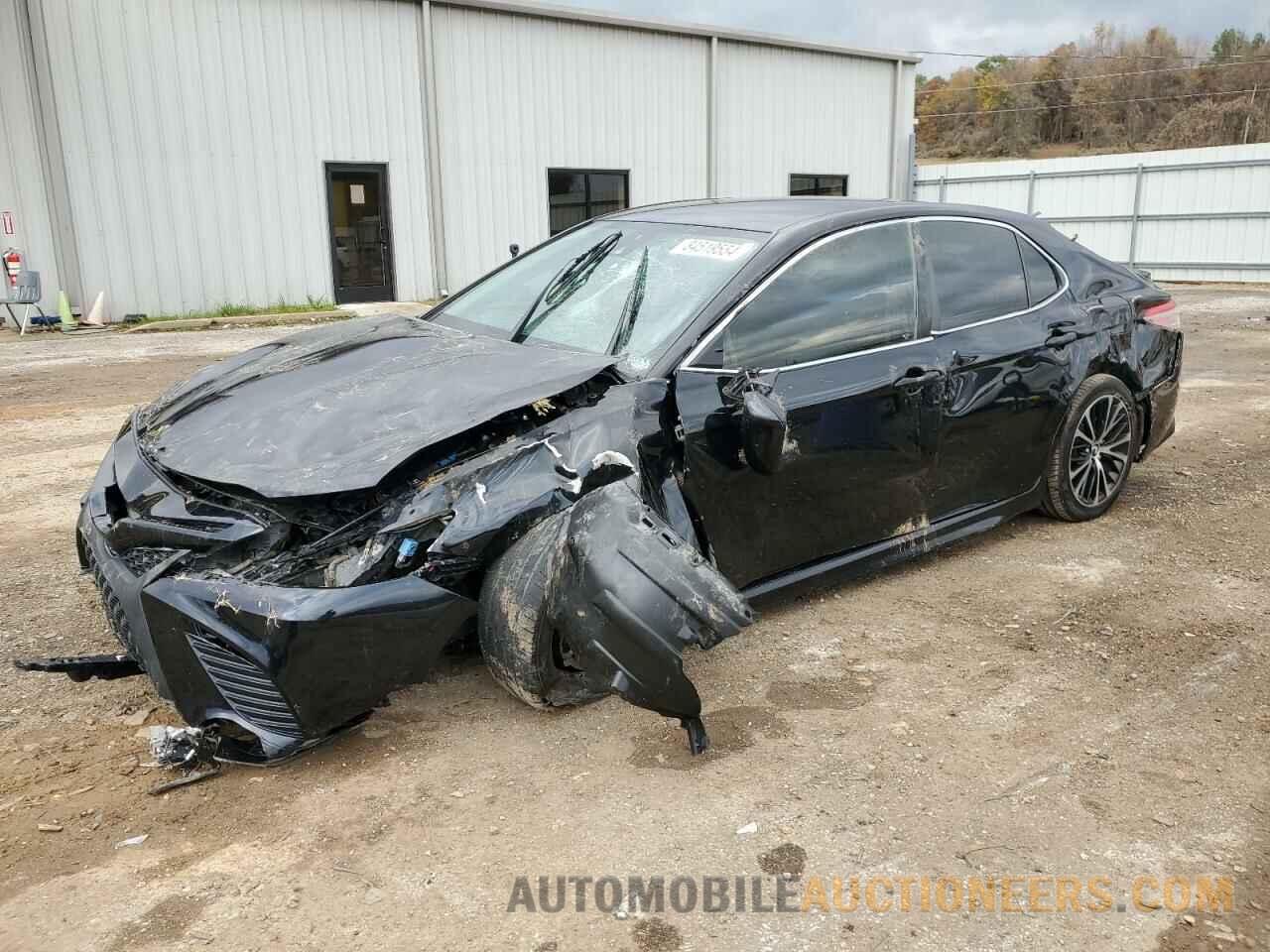 JTNB11HK0J3004885 TOYOTA CAMRY 2018