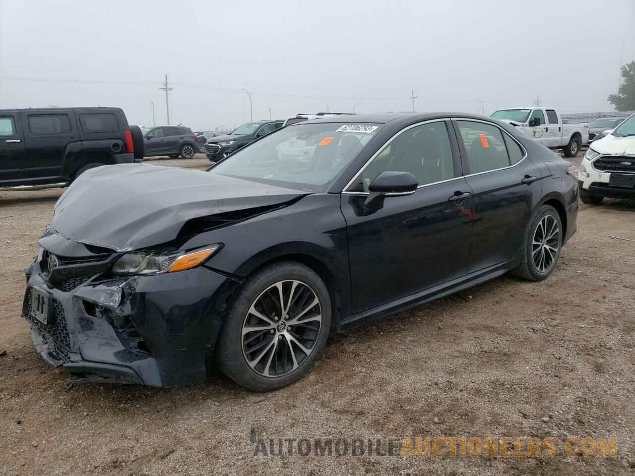 JTNB11HK0J3005762 TOYOTA CAMRY 2018