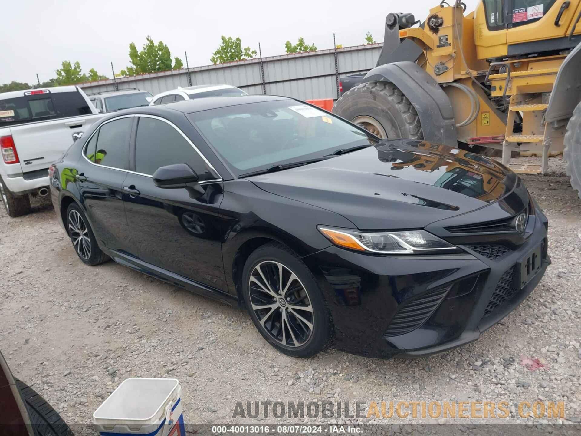 JTNB11HK0J3010217 TOYOTA CAMRY 2018