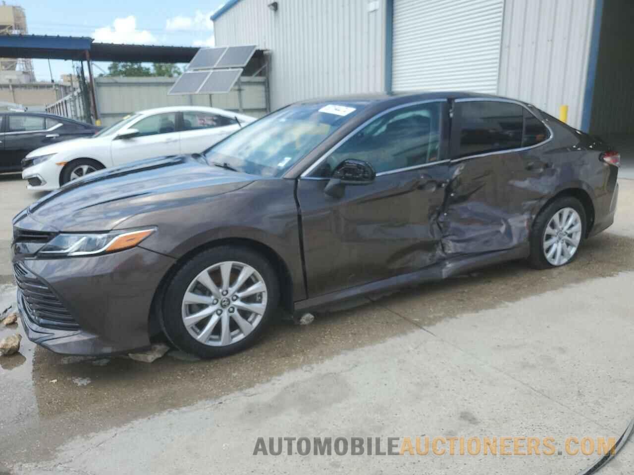 JTNB11HK0J3012288 TOYOTA CAMRY 2018