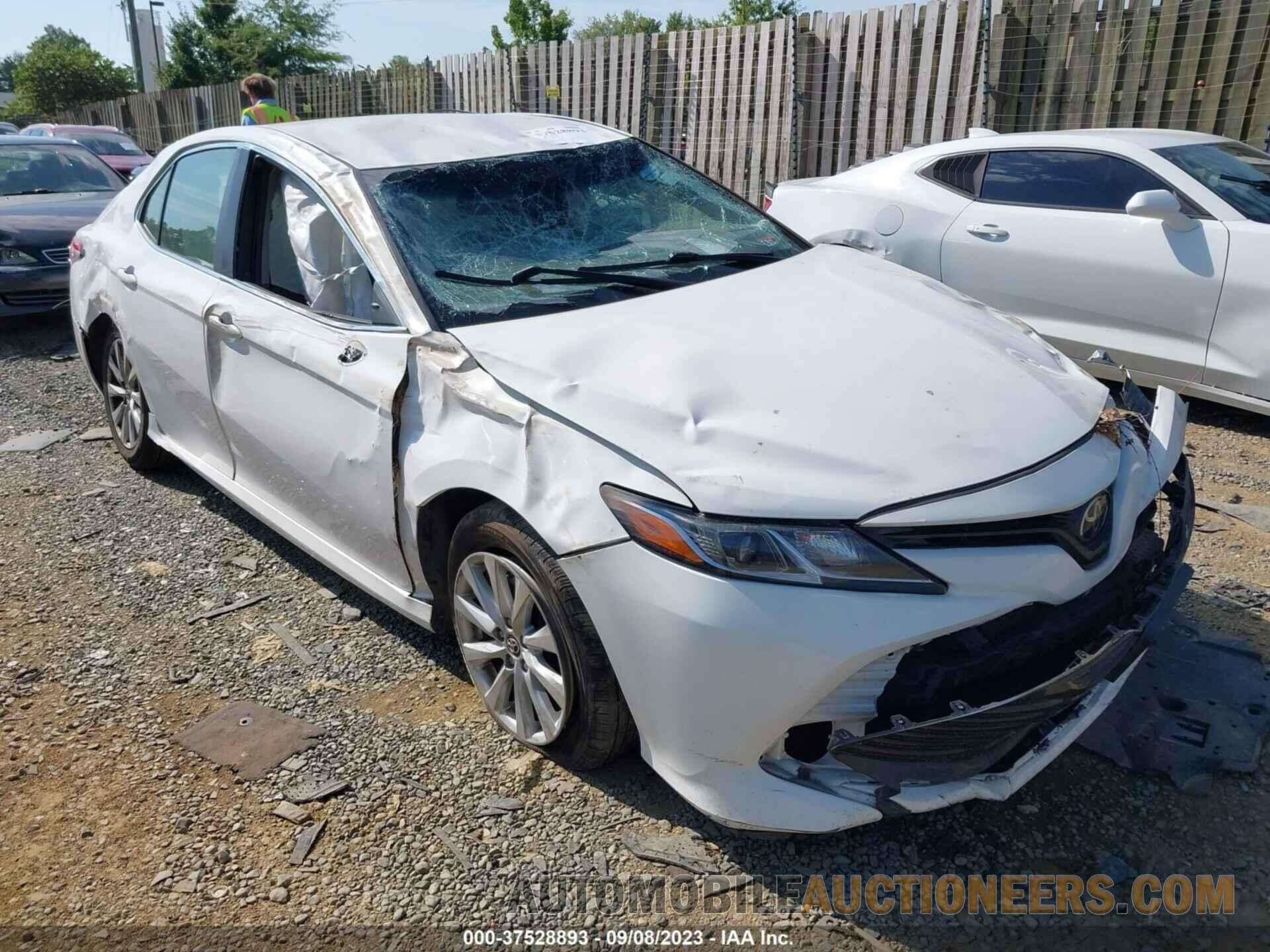 JTNB11HK0J3012985 TOYOTA CAMRY 2018