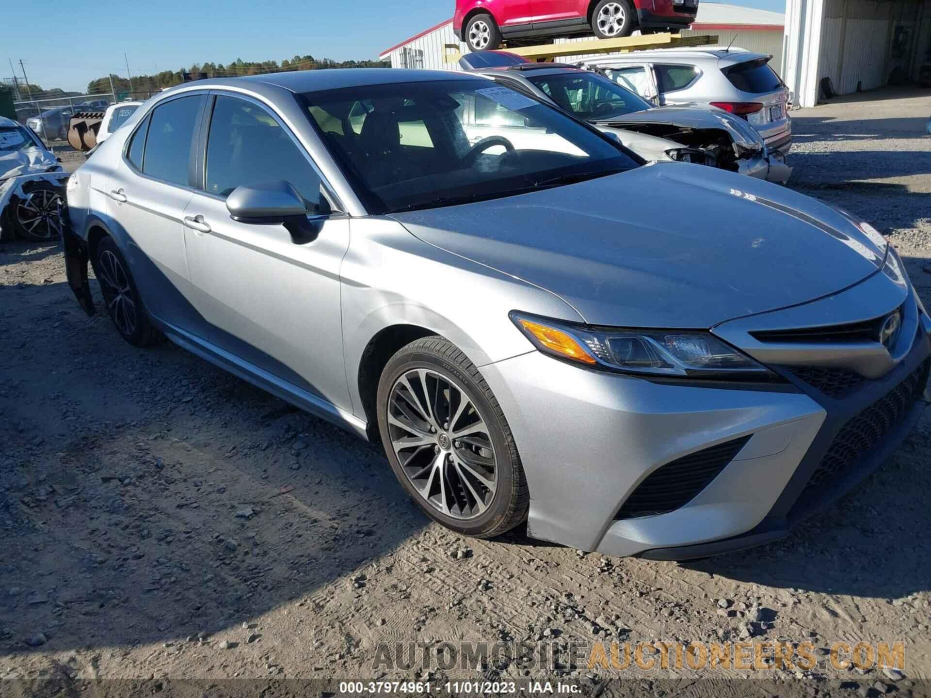 JTNB11HK0J3018382 TOYOTA CAMRY 2018