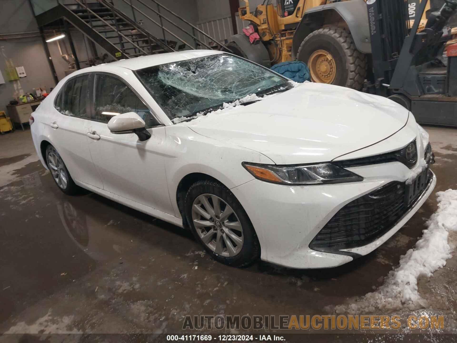 JTNB11HK0J3019225 TOYOTA CAMRY 2018