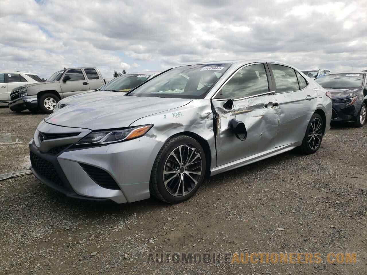 JTNB11HK0J3020827 TOYOTA CAMRY 2018