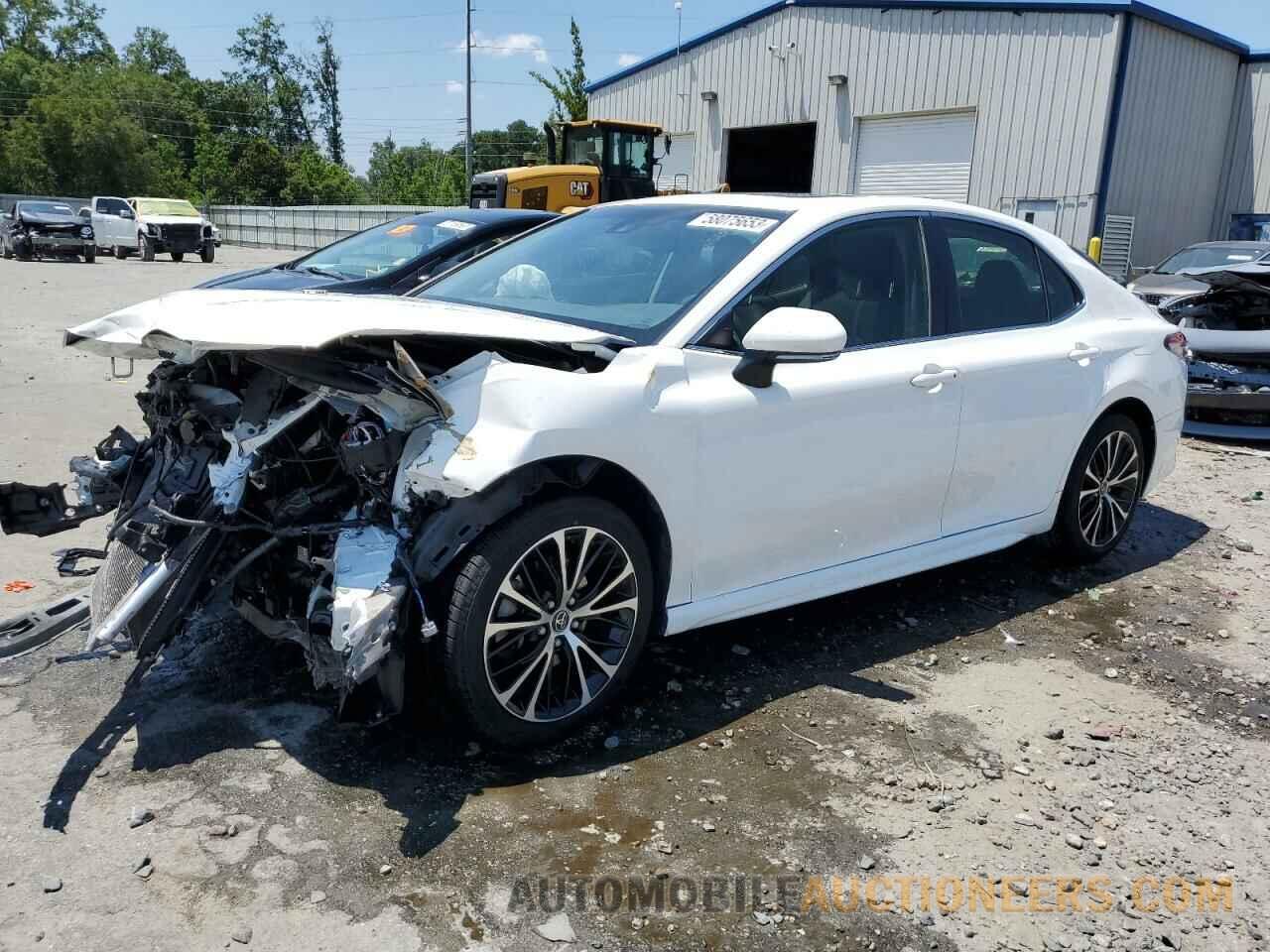 JTNB11HK0J3023937 TOYOTA CAMRY 2018