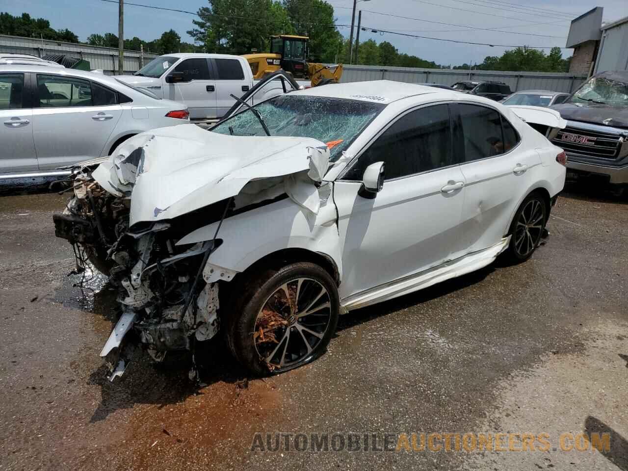 JTNB11HK0J3025932 TOYOTA CAMRY 2018