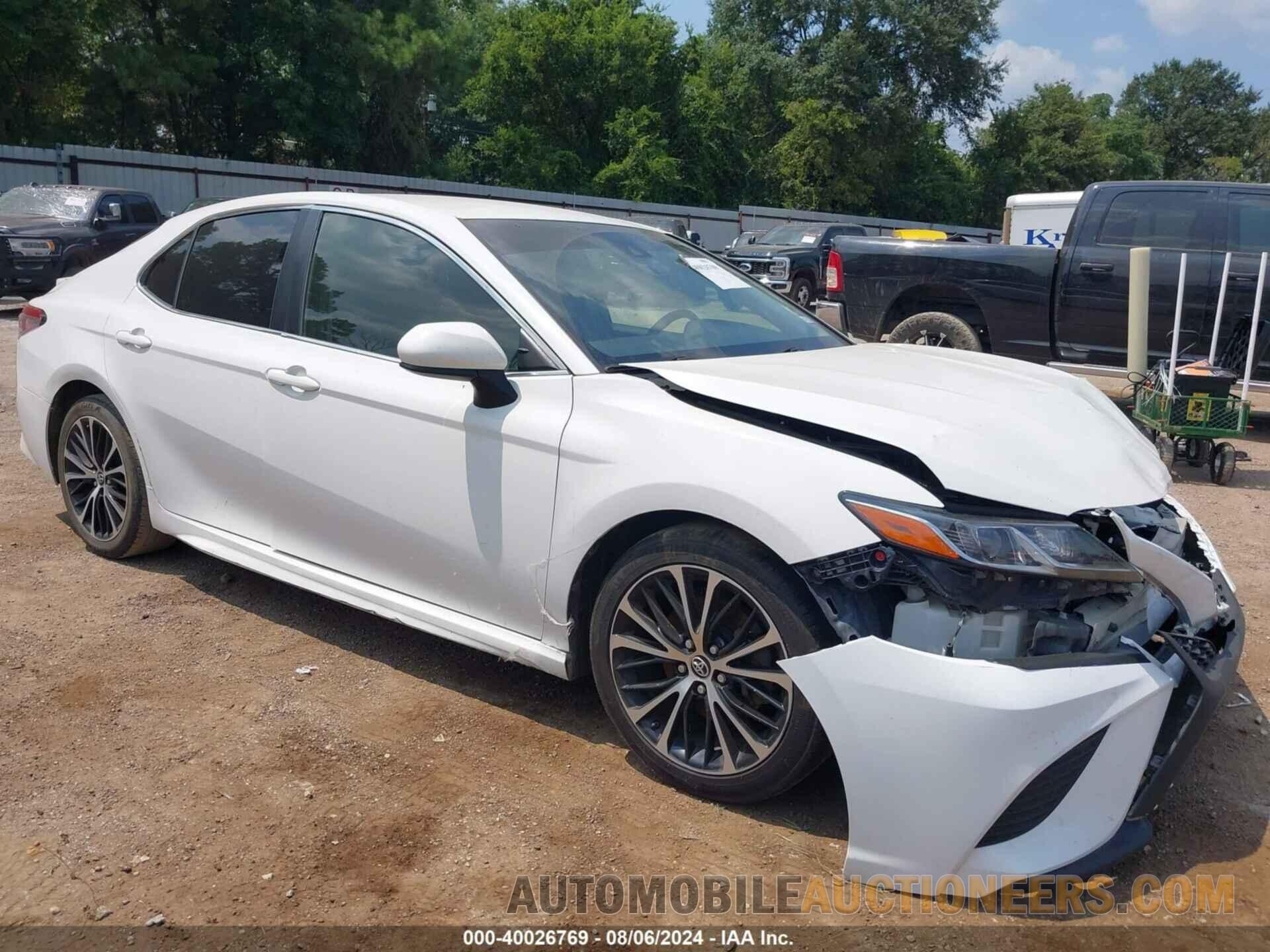 JTNB11HK0J3035604 TOYOTA CAMRY 2018