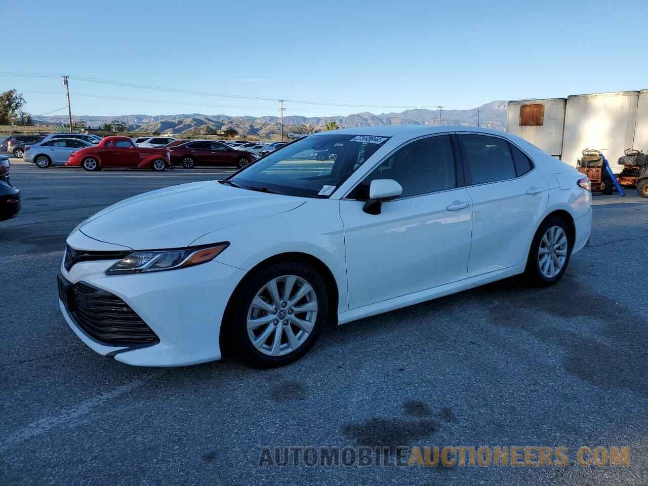 JTNB11HK0J3039118 TOYOTA CAMRY 2018