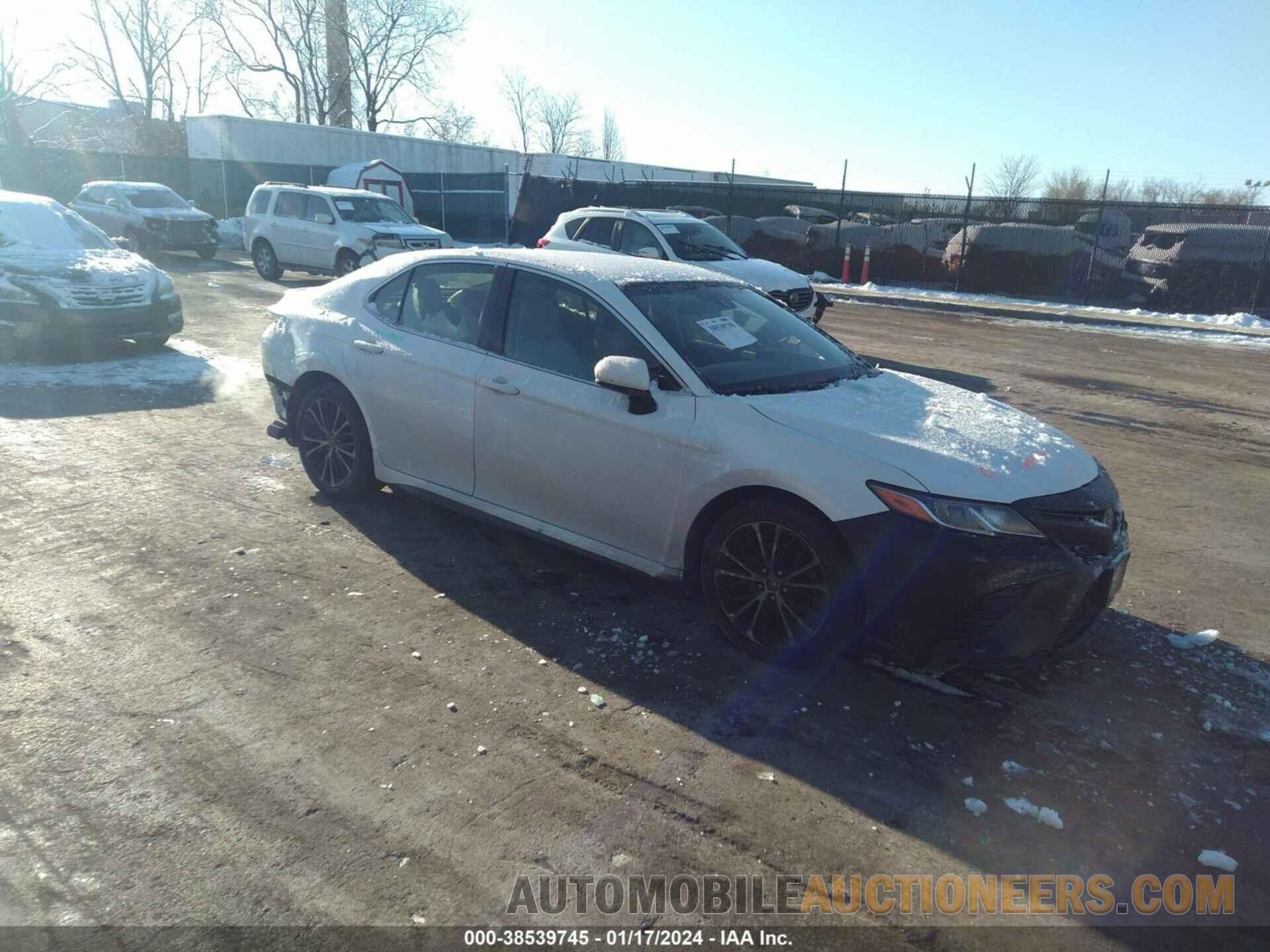 JTNB11HK0J3046151 TOYOTA CAMRY 2018