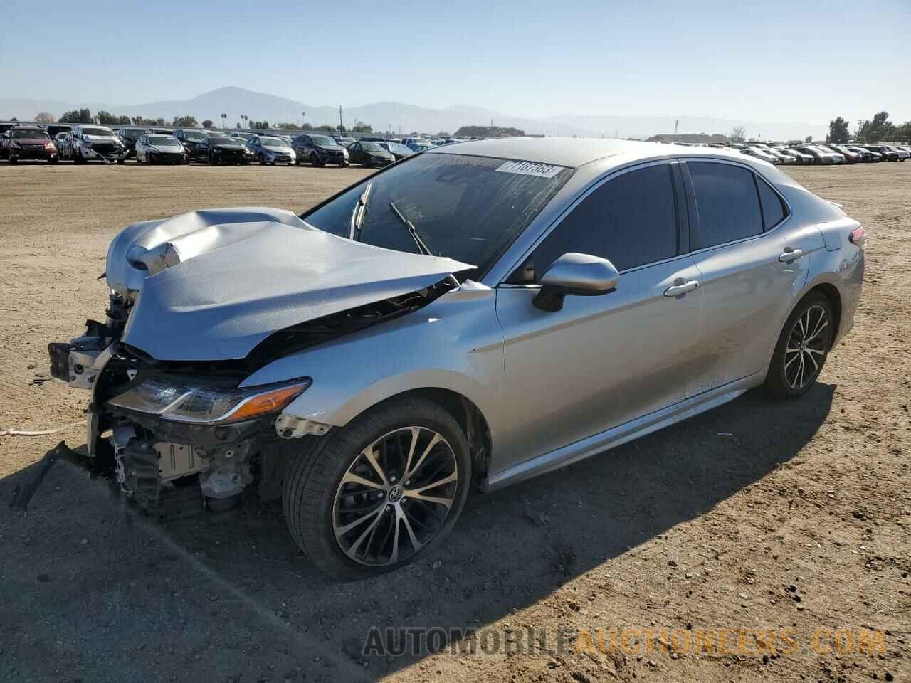 JTNB11HK0J3048014 TOYOTA CAMRY 2018