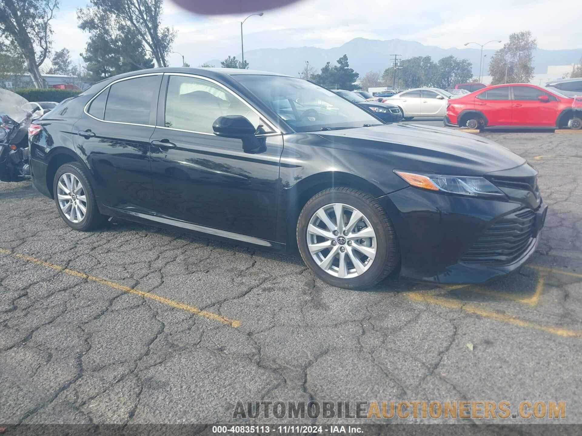 JTNB11HK0J3049731 TOYOTA CAMRY 2018