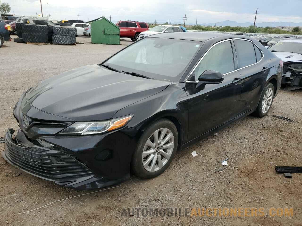 JTNB11HK1J3006435 TOYOTA CAMRY 2018