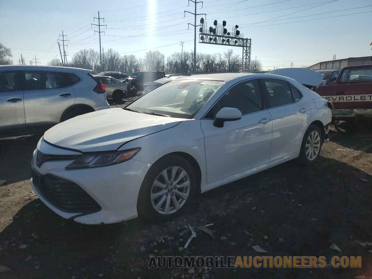 JTNB11HK1J3009593 TOYOTA CAMRY 2018