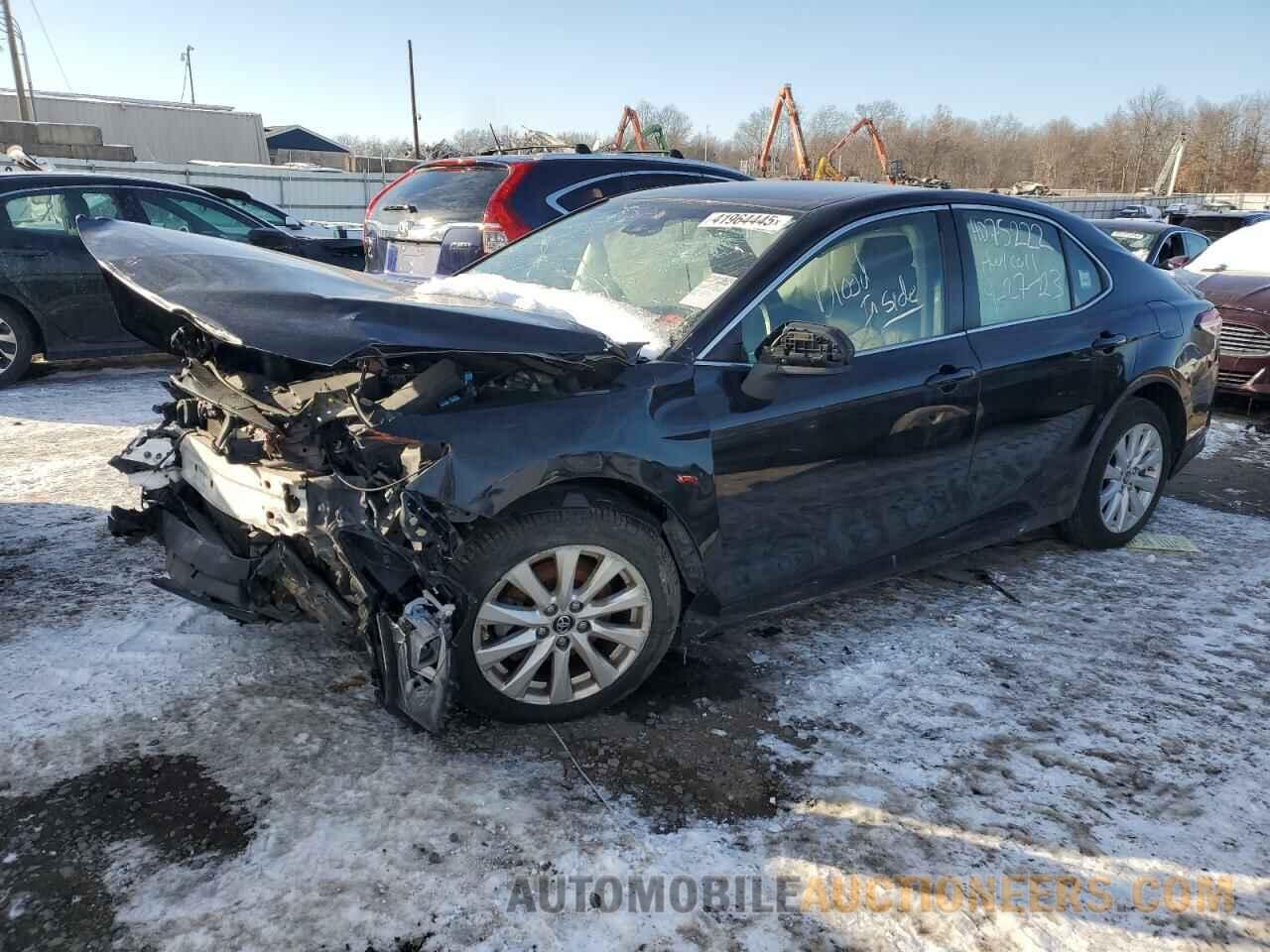 JTNB11HK1J3012915 TOYOTA CAMRY 2018