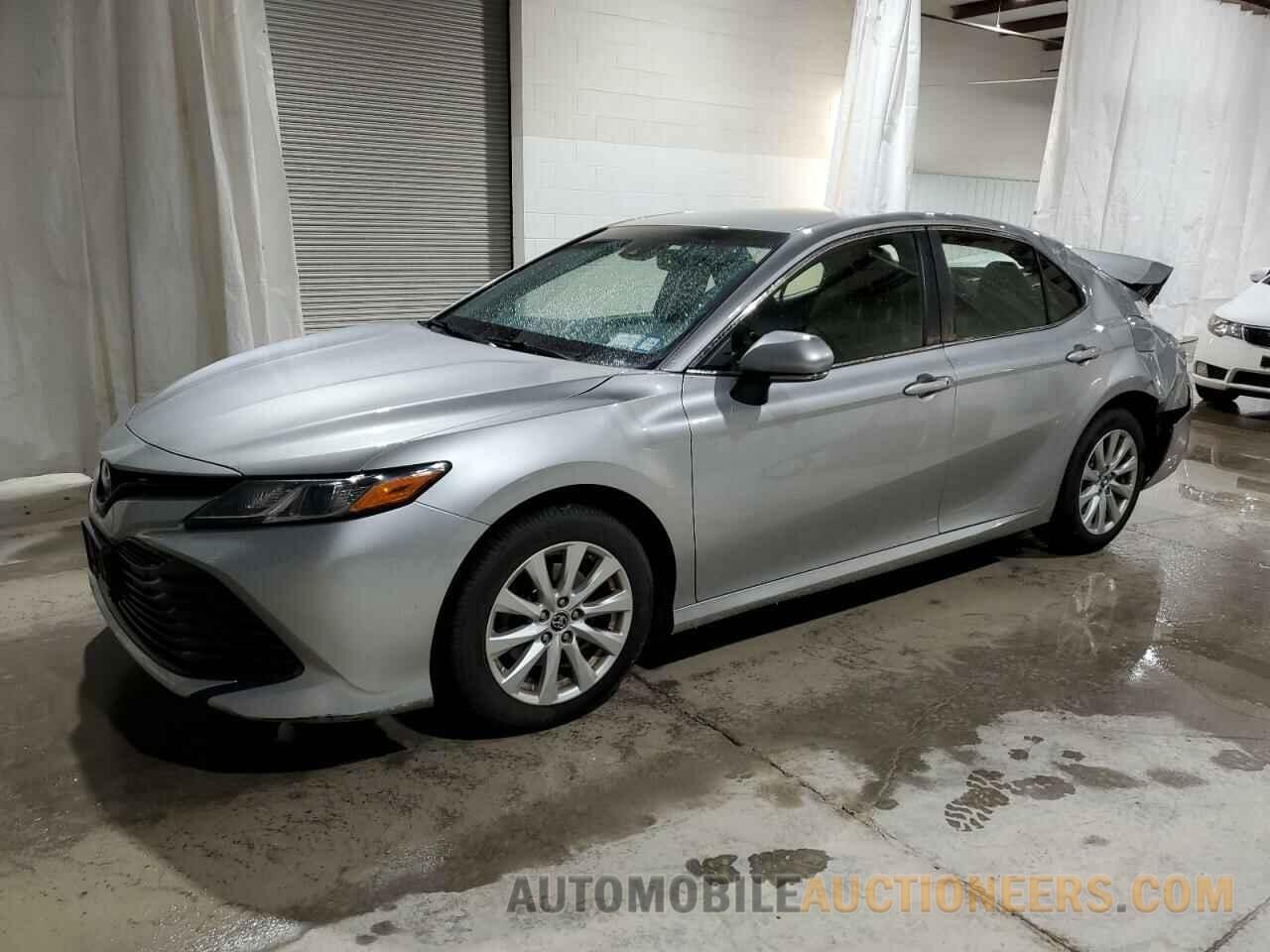 JTNB11HK1J3013305 TOYOTA CAMRY 2018